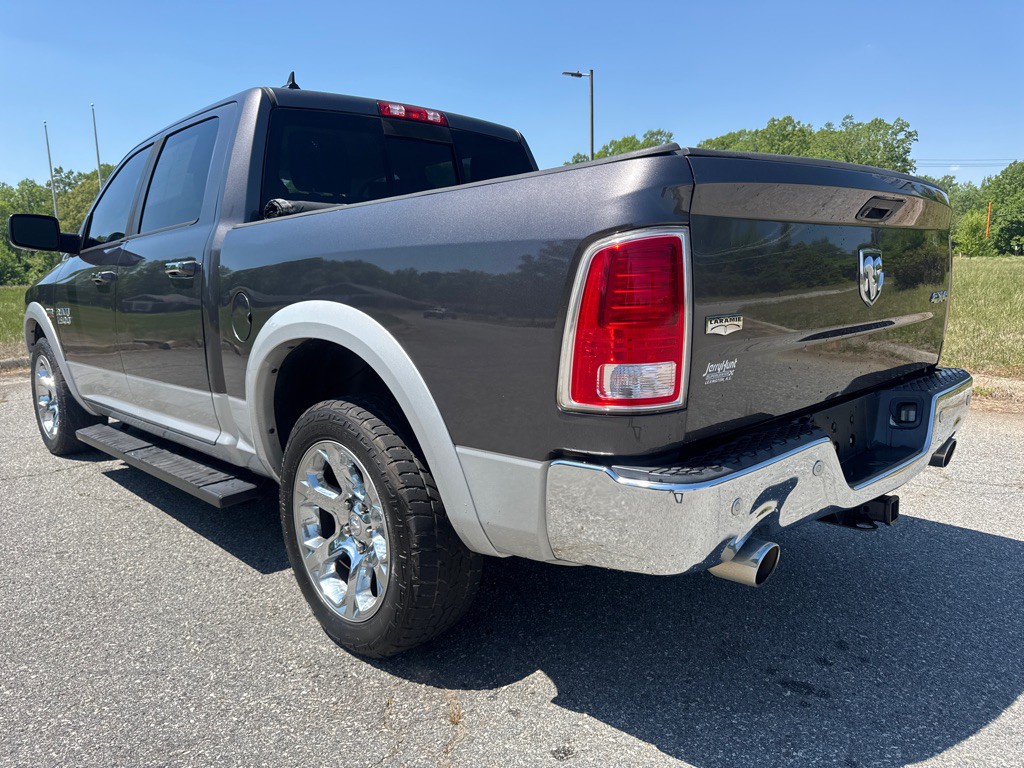 2015 RAM 1500 Image 3