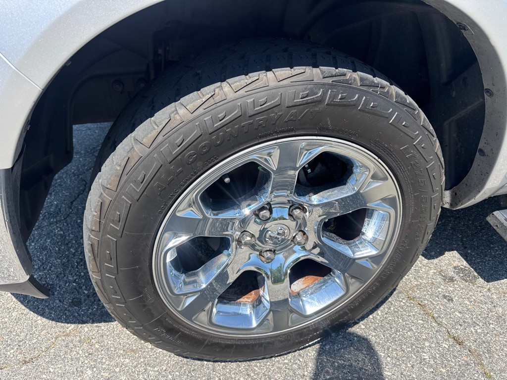 2015 RAM 1500 Image 9