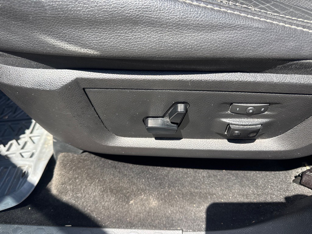 2015 RAM 1500 Image 16