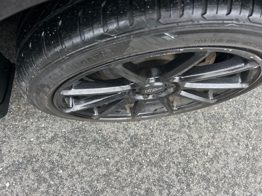 2016 Chrysler 200 Image 9