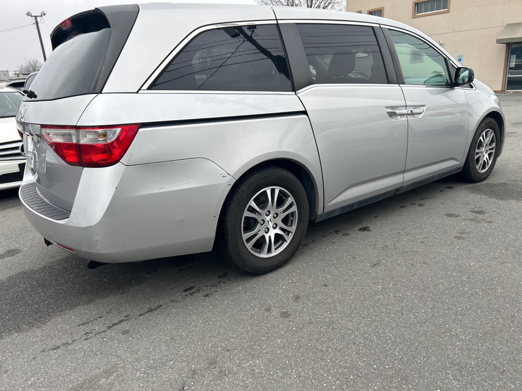 2013 Honda Odyssey Image 5