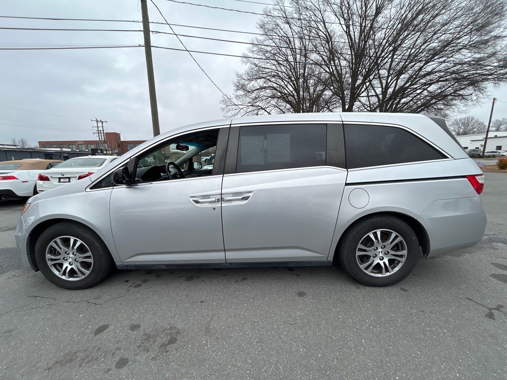 2013 Honda Odyssey Image 8