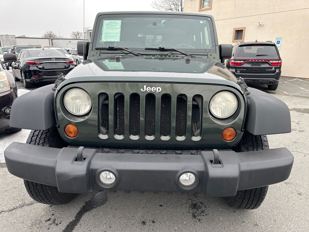 2010 Jeep Wrangler Image 8