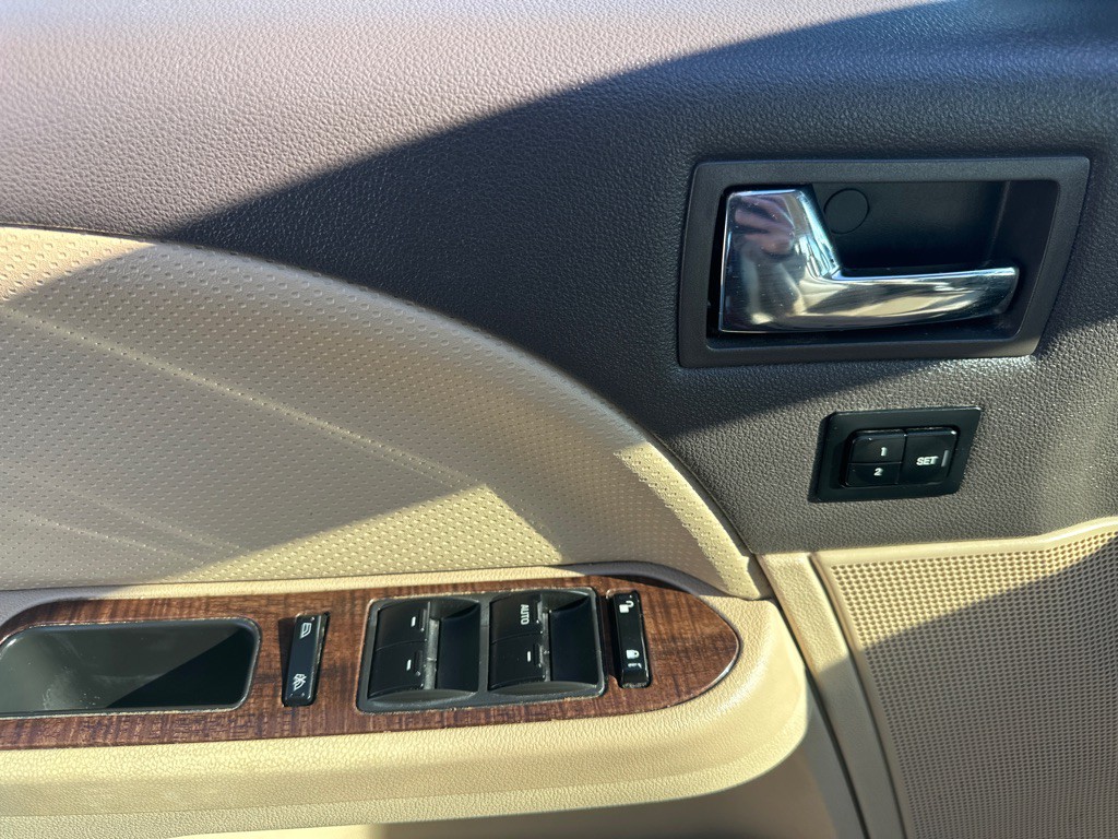 2008 Ford Taurus Image 9