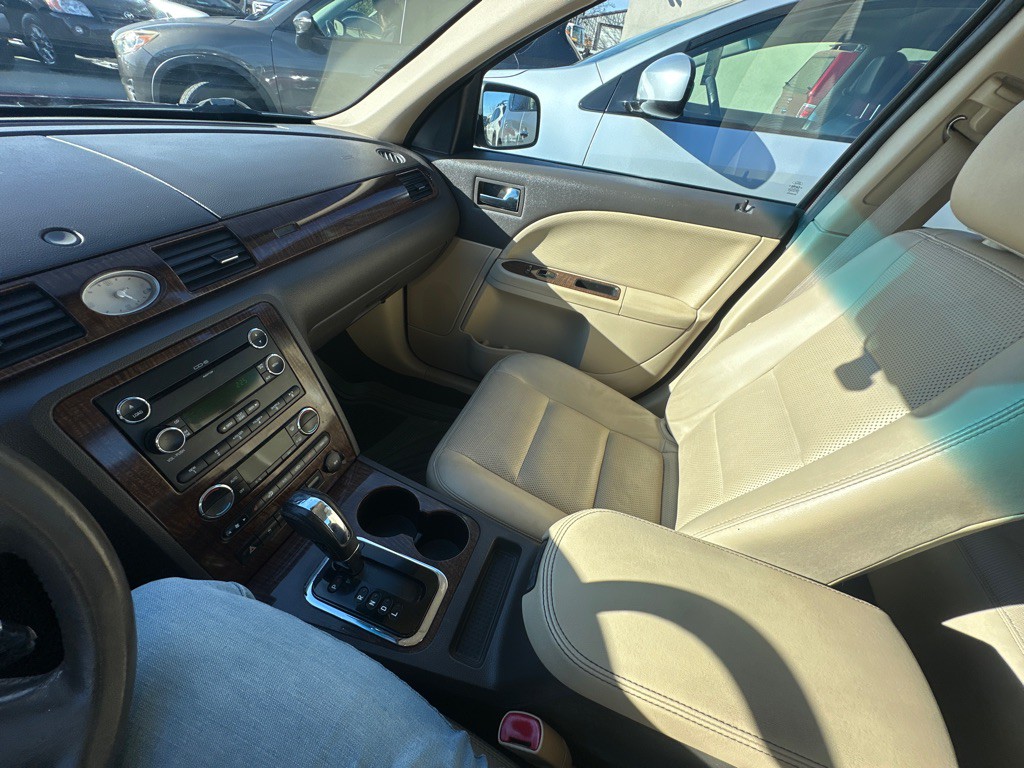 2008 Ford Taurus Image 18