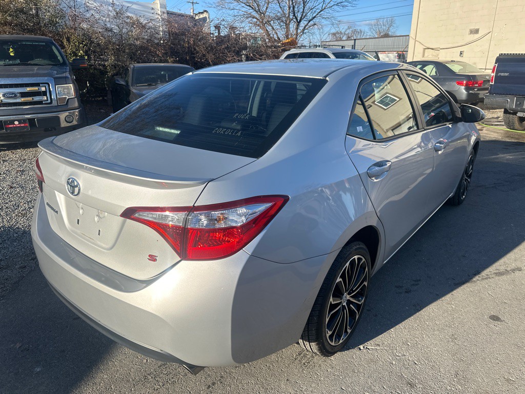 2016 Toyota Corolla Image 5