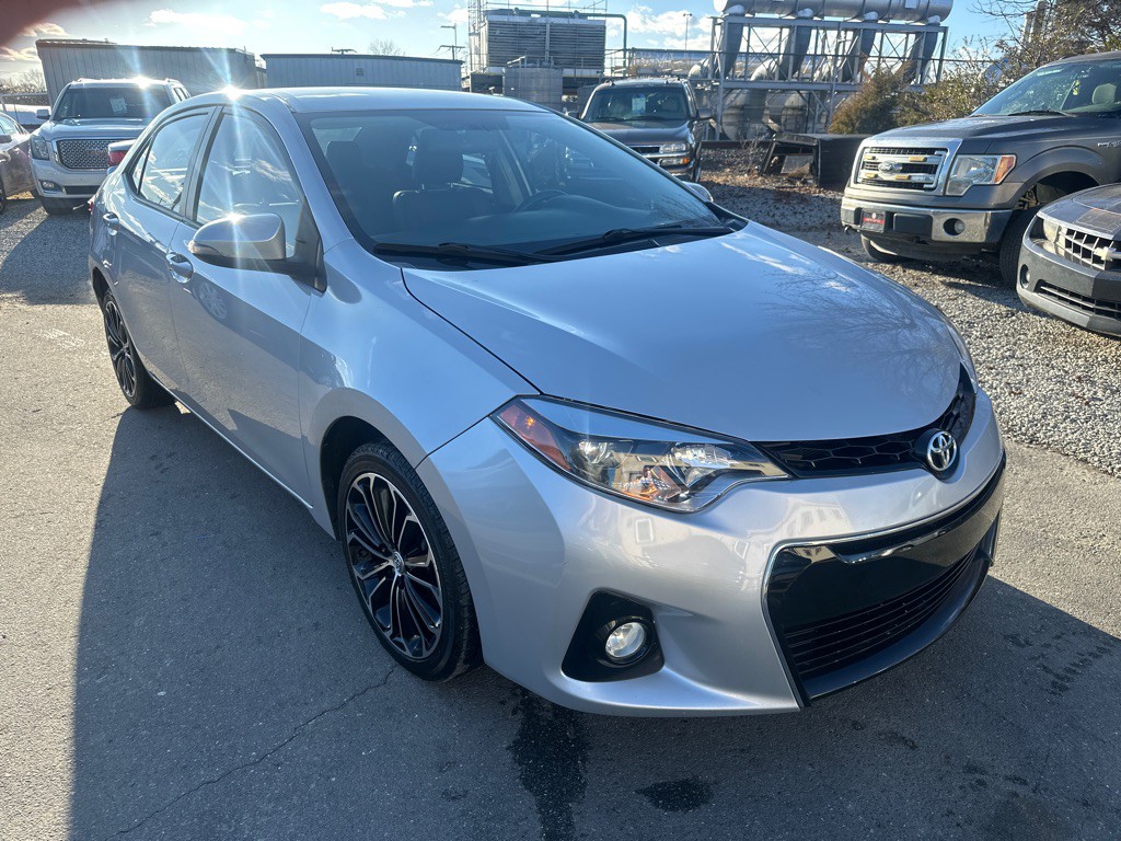 2016 Toyota Corolla Image 7