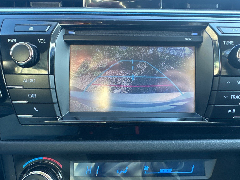 2016 Toyota Corolla Image 18