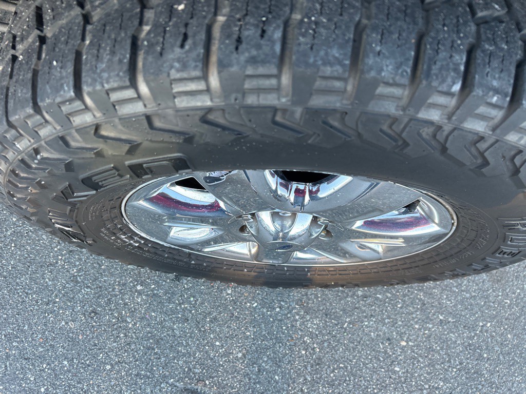 2014 Ford F-150 Image 9