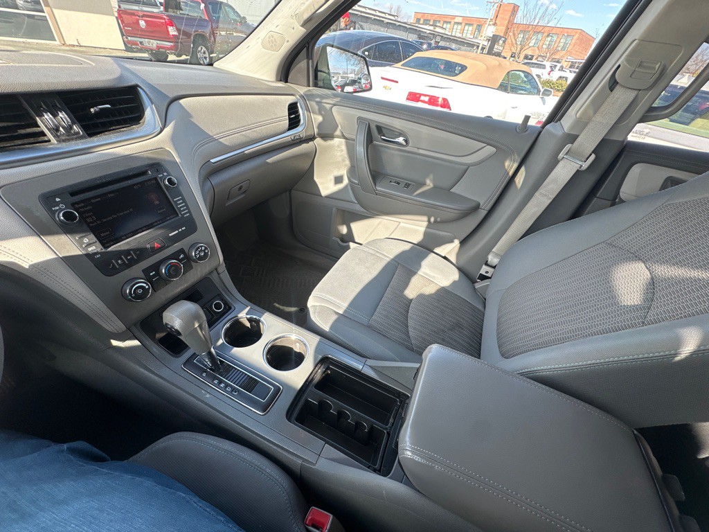 2017 Chevrolet Traverse Image 21