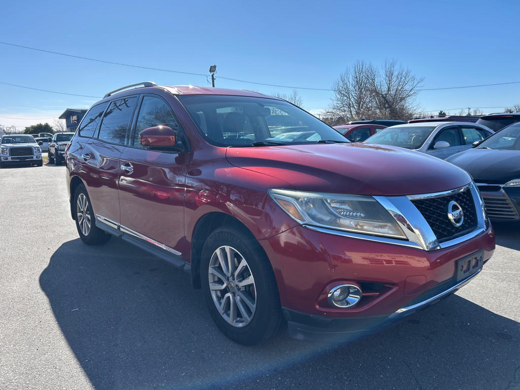 2015 Nissan Pathfinder Image 3