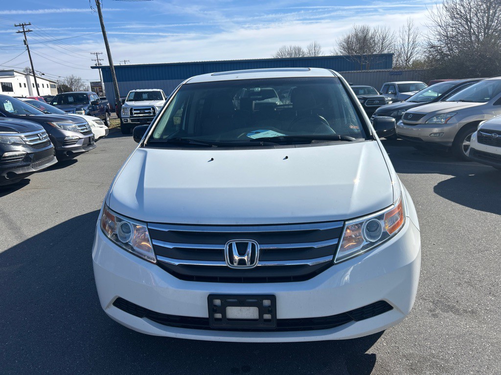 2012 Honda Odyssey Image 2