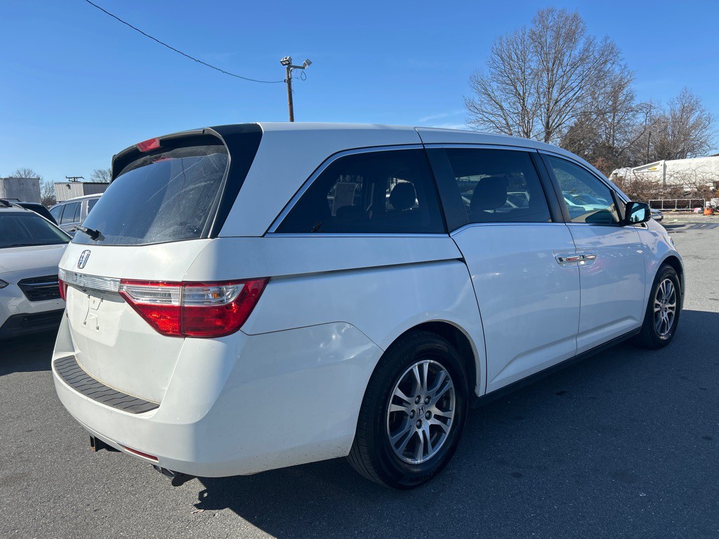2012 Honda Odyssey Image 5