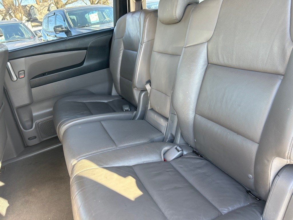 2012 Honda Odyssey Image 13