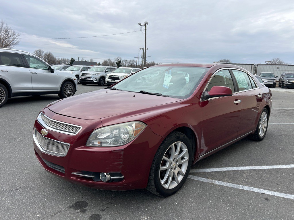 2011 Chevrolet Malibu Image 1