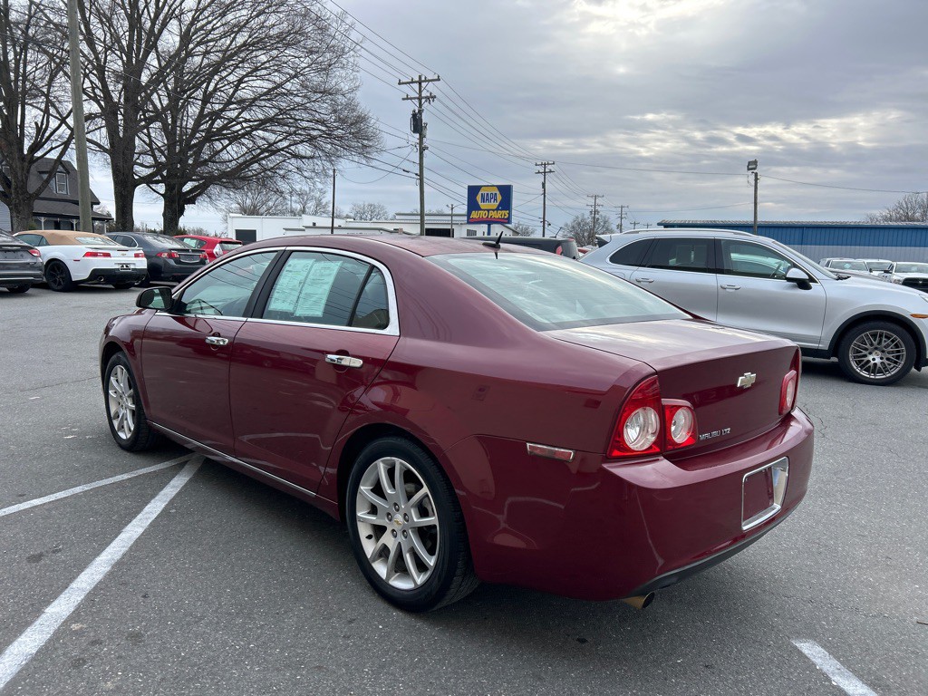 2011 Chevrolet Malibu Image 7