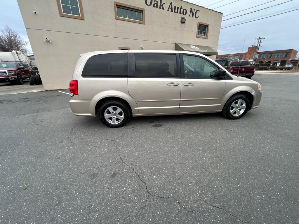 2013 Dodge Grand Caravan Image 4