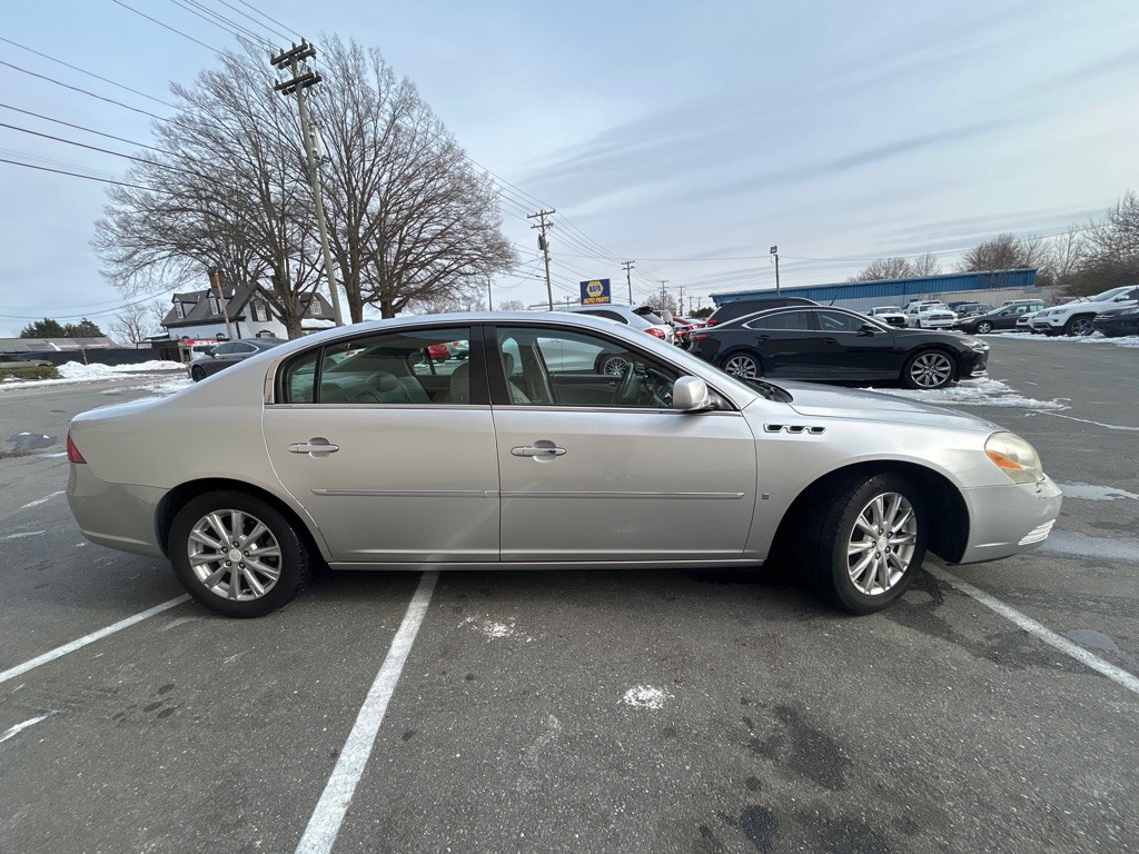 2009 Buick Lucerne Image 4