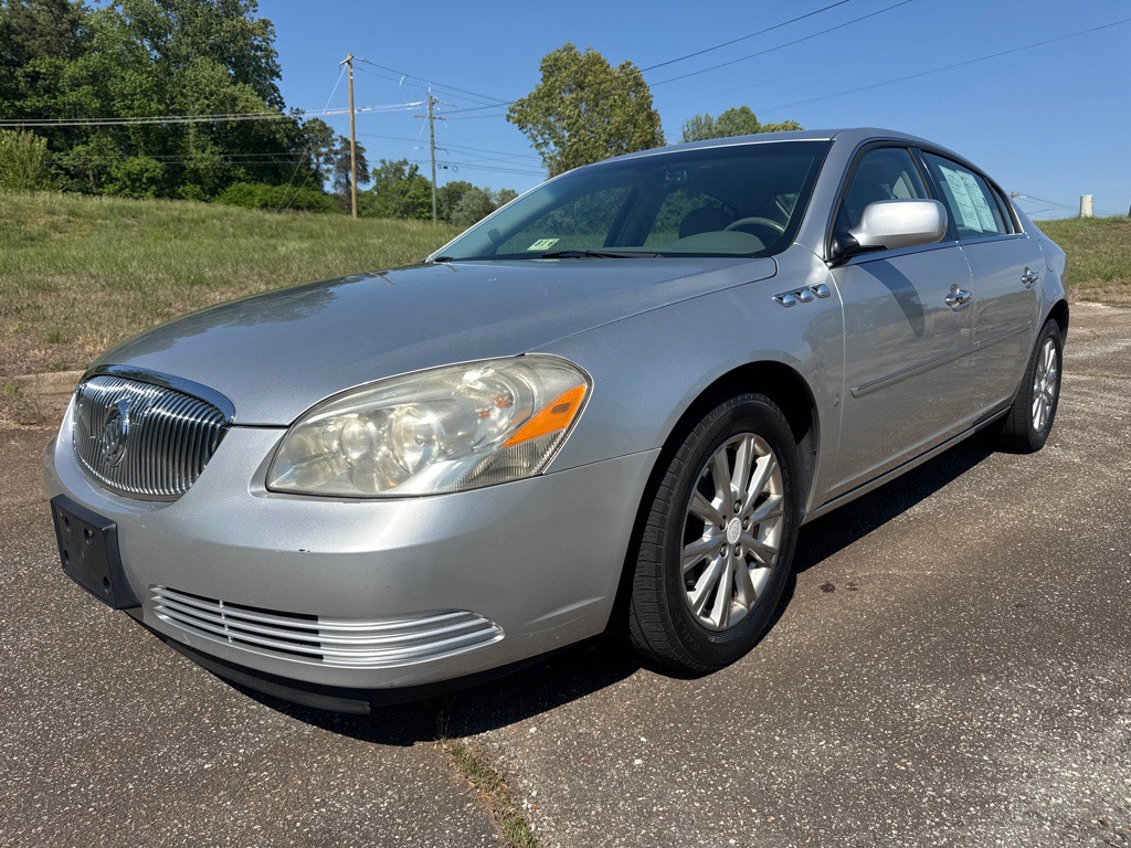 2009 Buick Lucerne Image 1