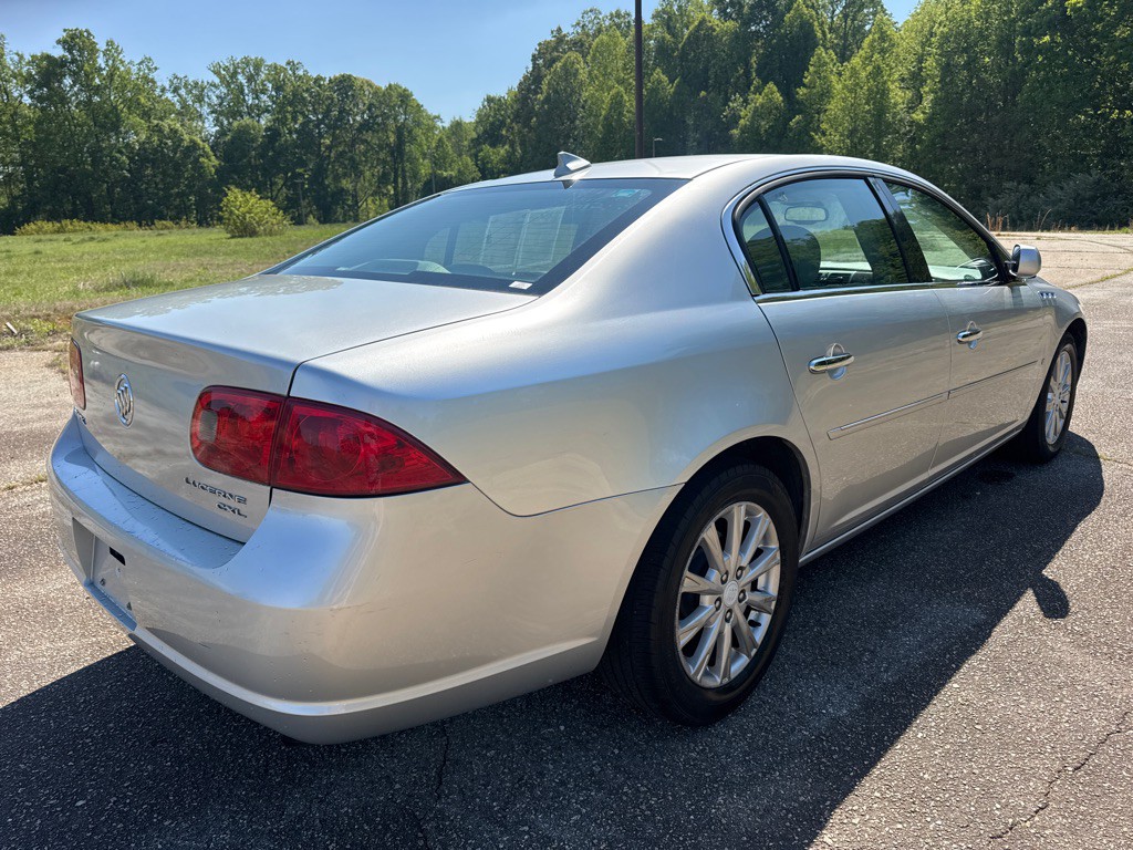 2009 Buick Lucerne Image 5