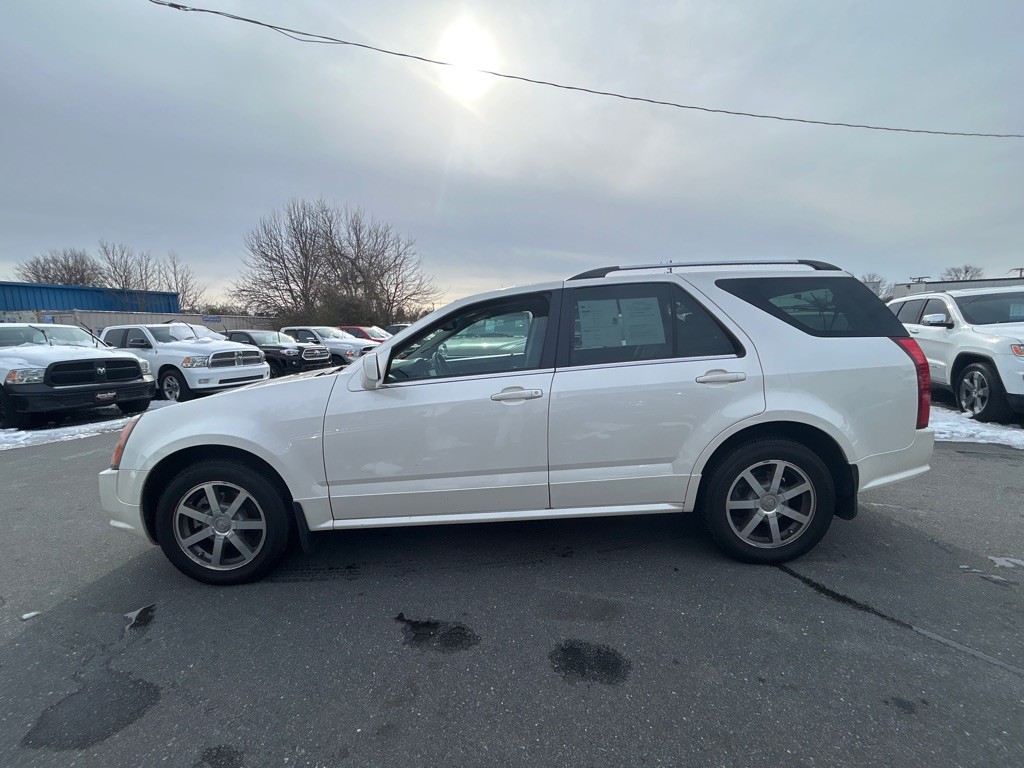 2004 Cadillac SRX Image 8