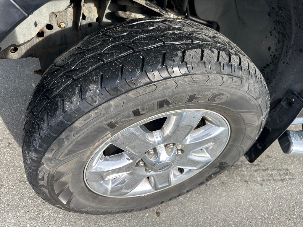 2013 Ford F-150 Image 9