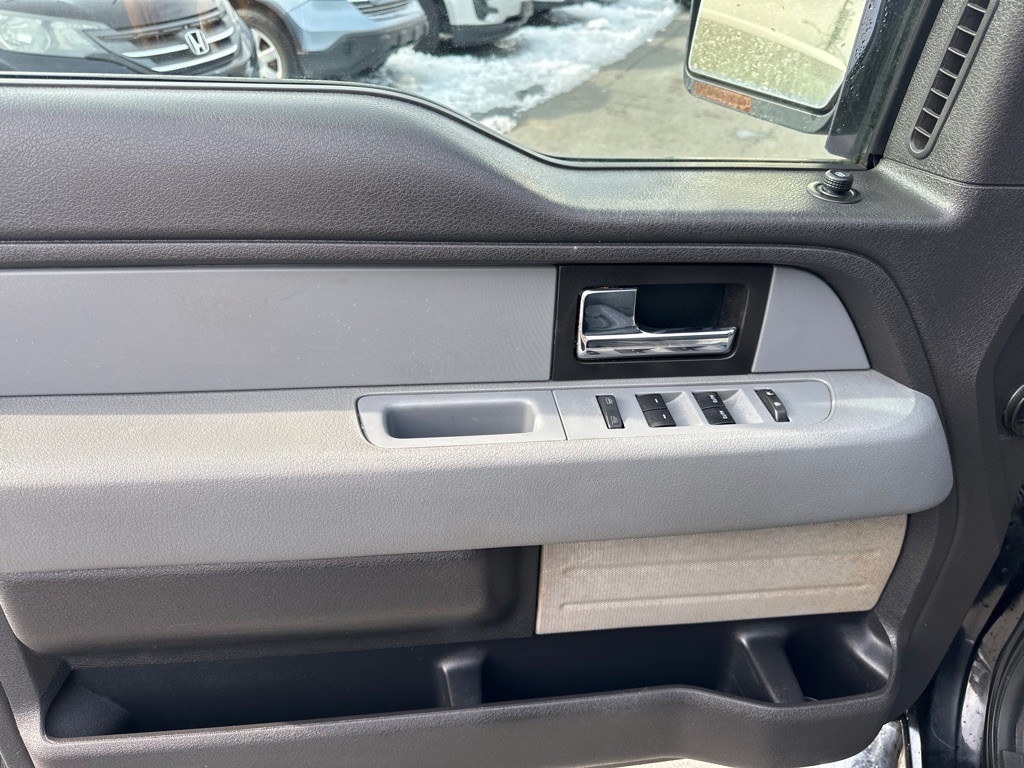 2013 Ford F-150 Image 11