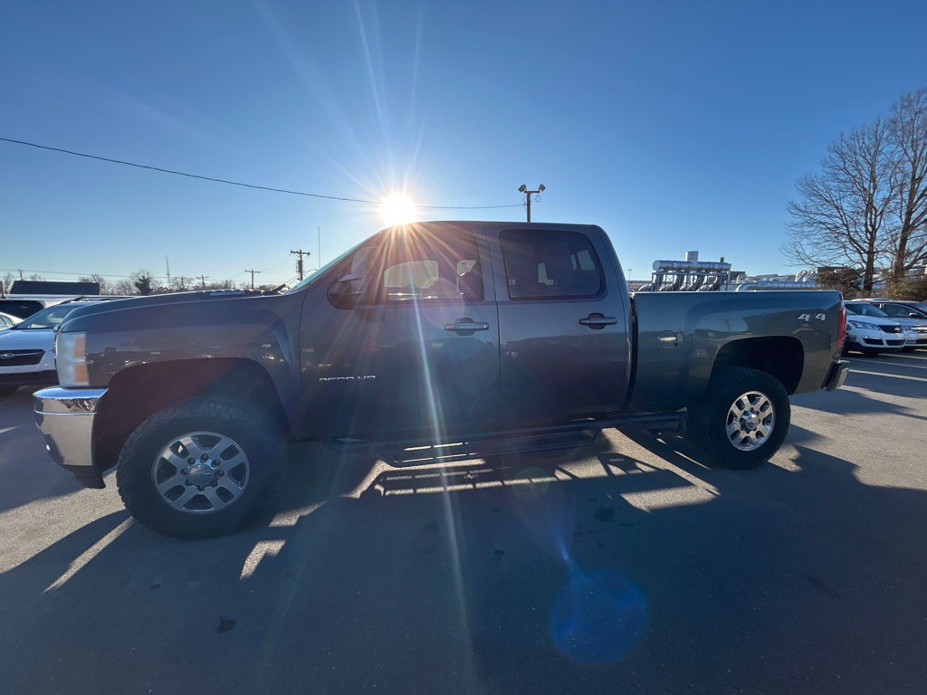 2011 Chevrolet Silverado 1500 Image 8