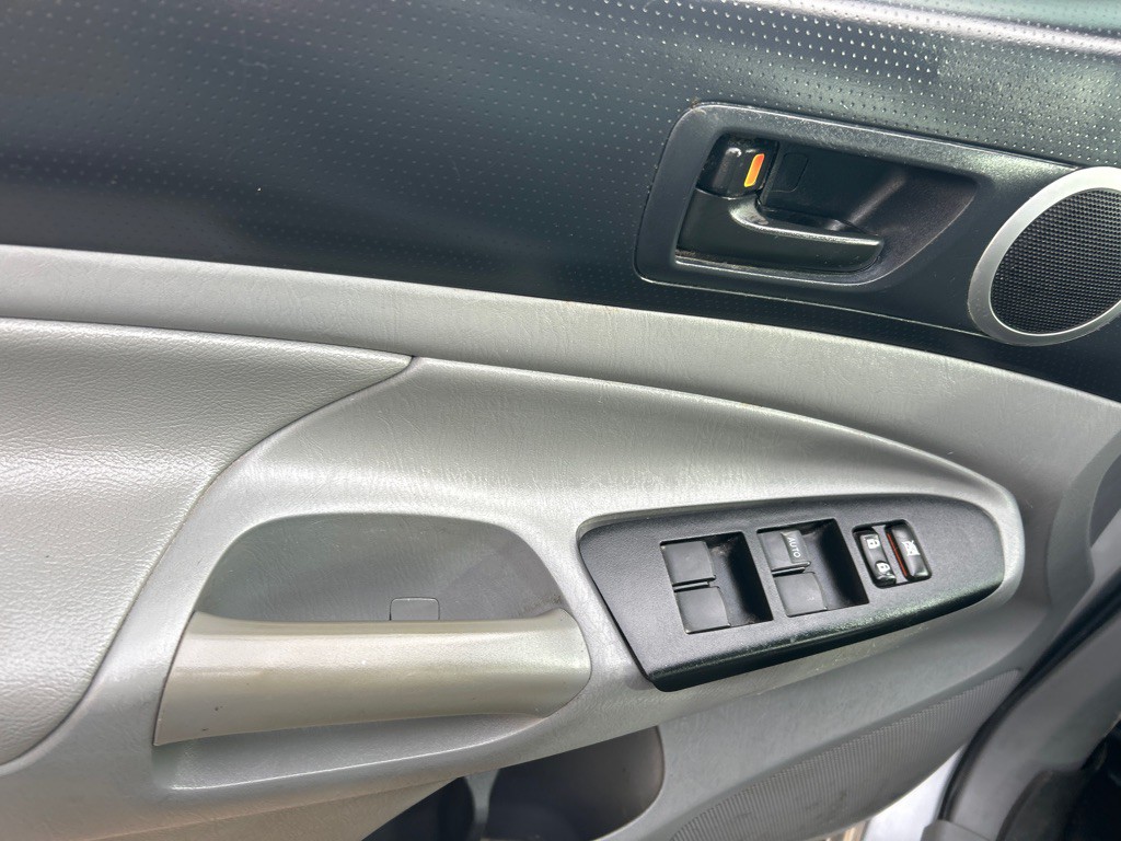 2013 Toyota Tacoma Image 10