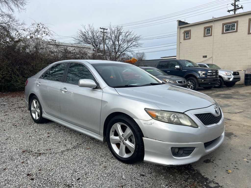 2010 Toyota Camry Image 3