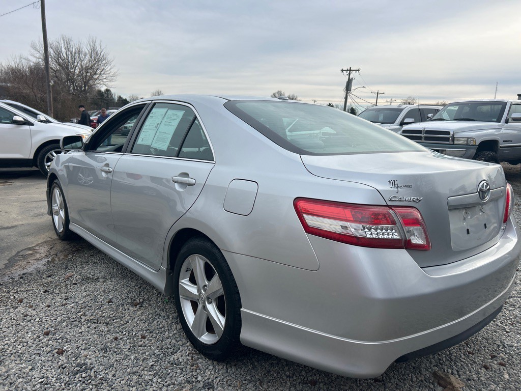 2010 Toyota Camry Image 7
