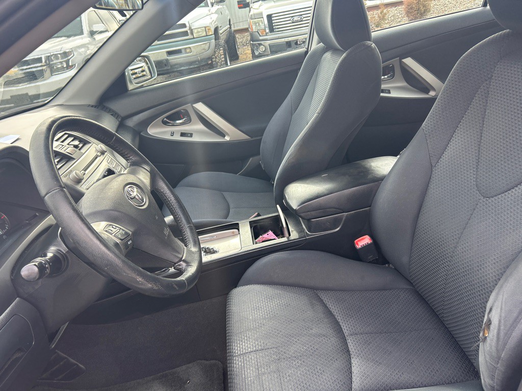 2010 Toyota Camry Image 11