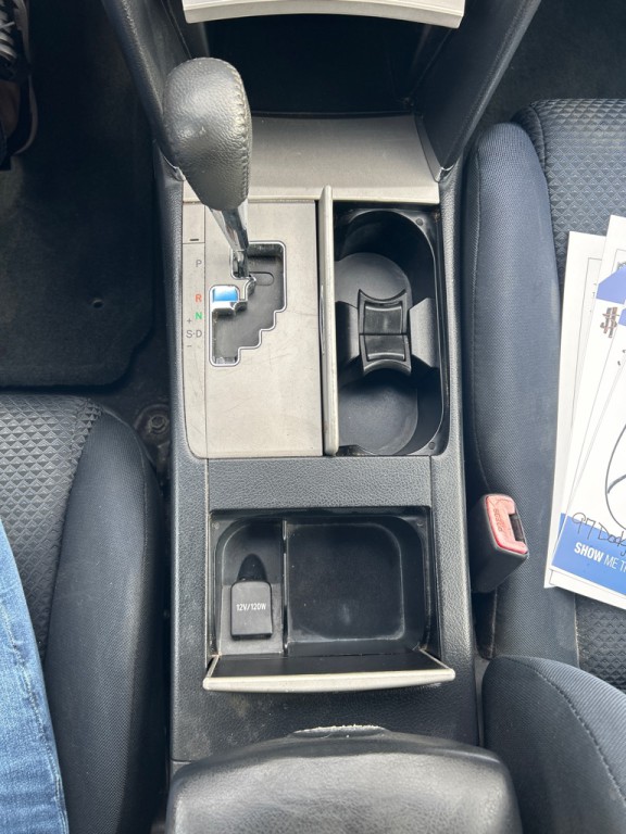 2010 Toyota Camry Image 14