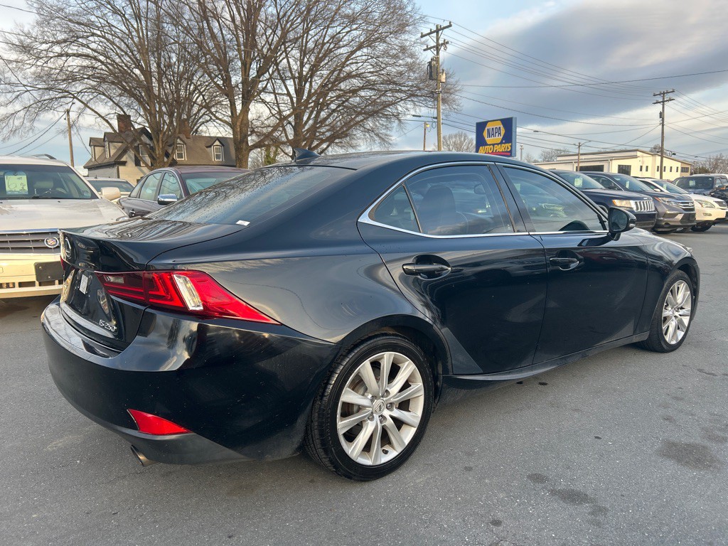 2015 Lexus IS Image 5