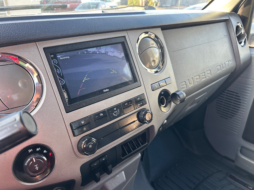 2015 Ford F-350 Image 14