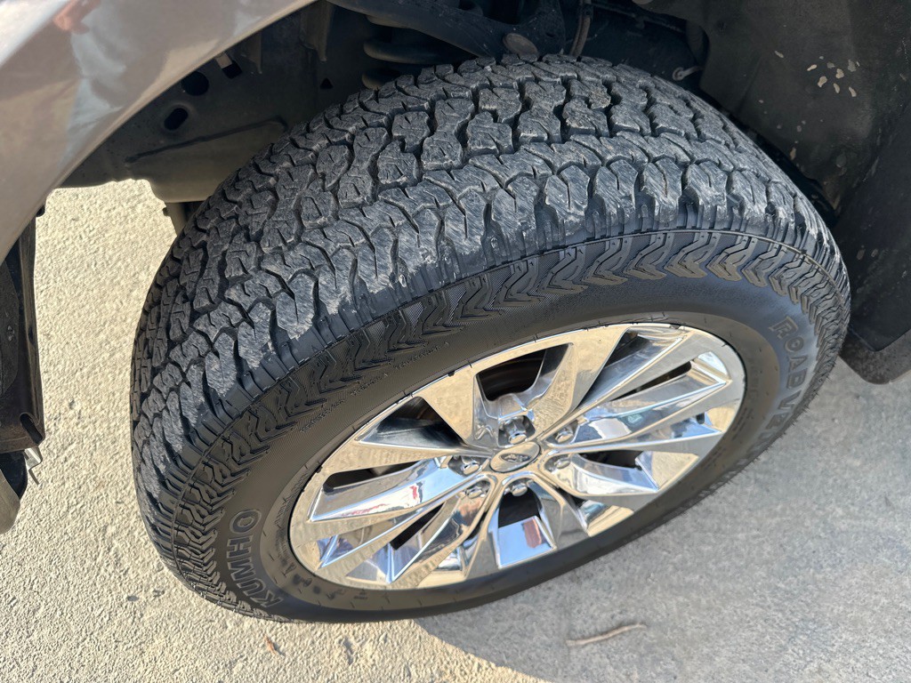 2015 Ford F-150 Image 9