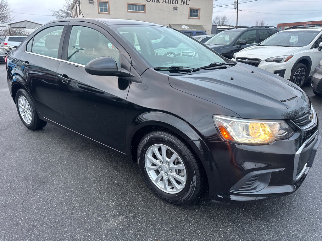 2017 Chevrolet Sonic Image 7