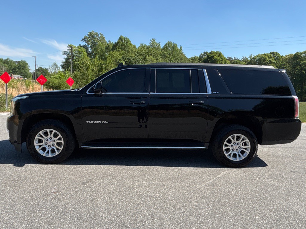 2019 GMC Yukon Image 2