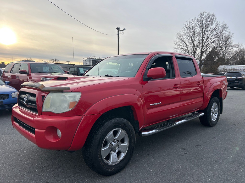 2005 Toyota Tacoma Image 1