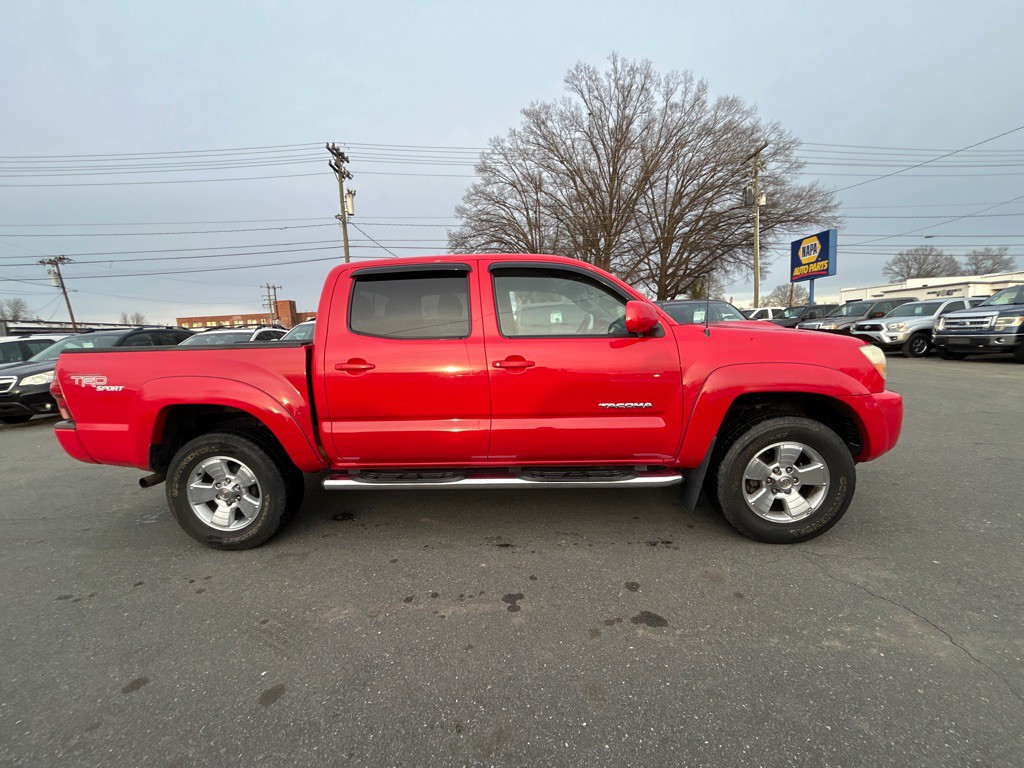 2005 Toyota Tacoma Image 4