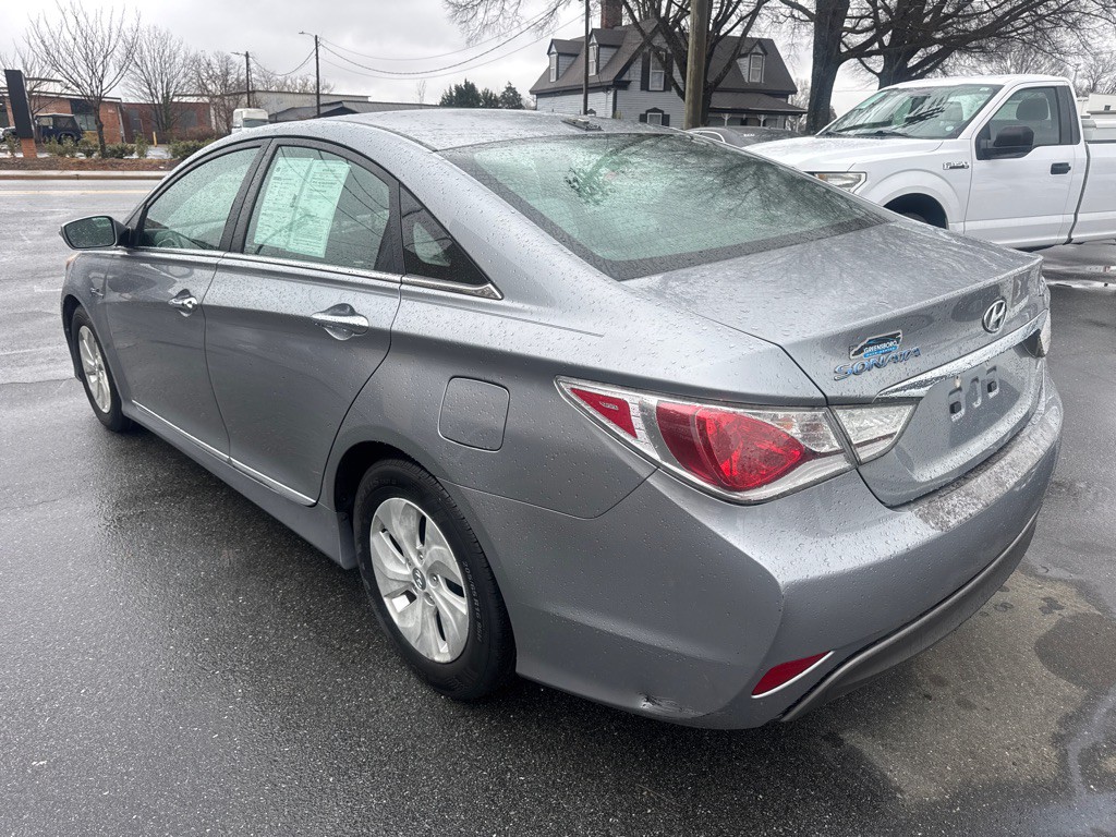 2015 Hyundai Sonata Image 3