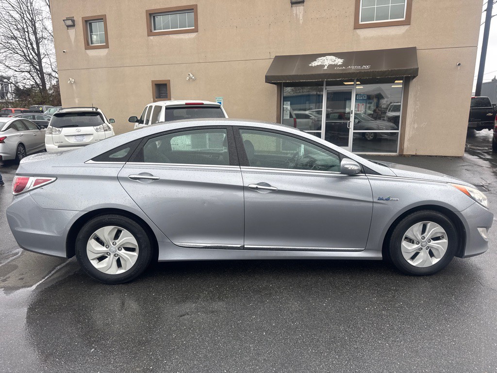 2015 Hyundai Sonata Image 4