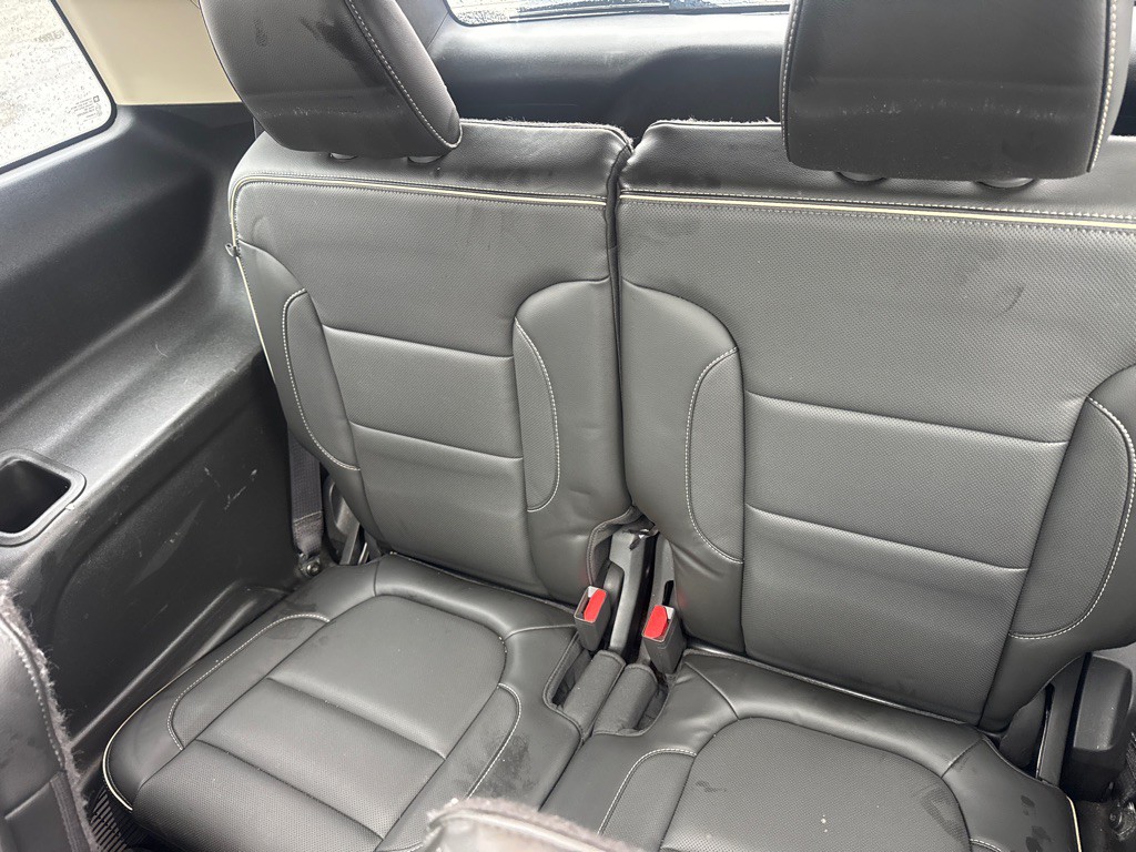 2017 GMC Acadia Image 13