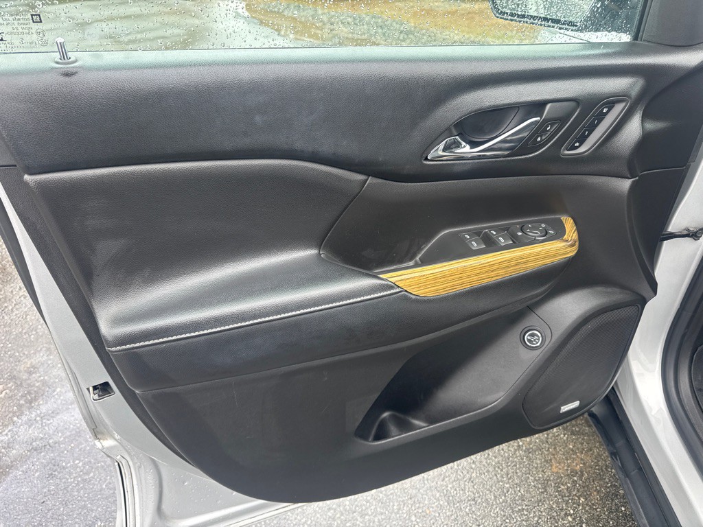 2017 GMC Acadia Image 15