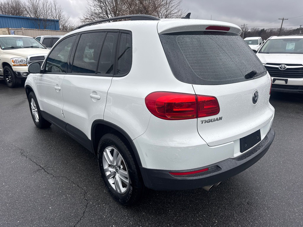 2017 Volkswagen Tiguan Image 3