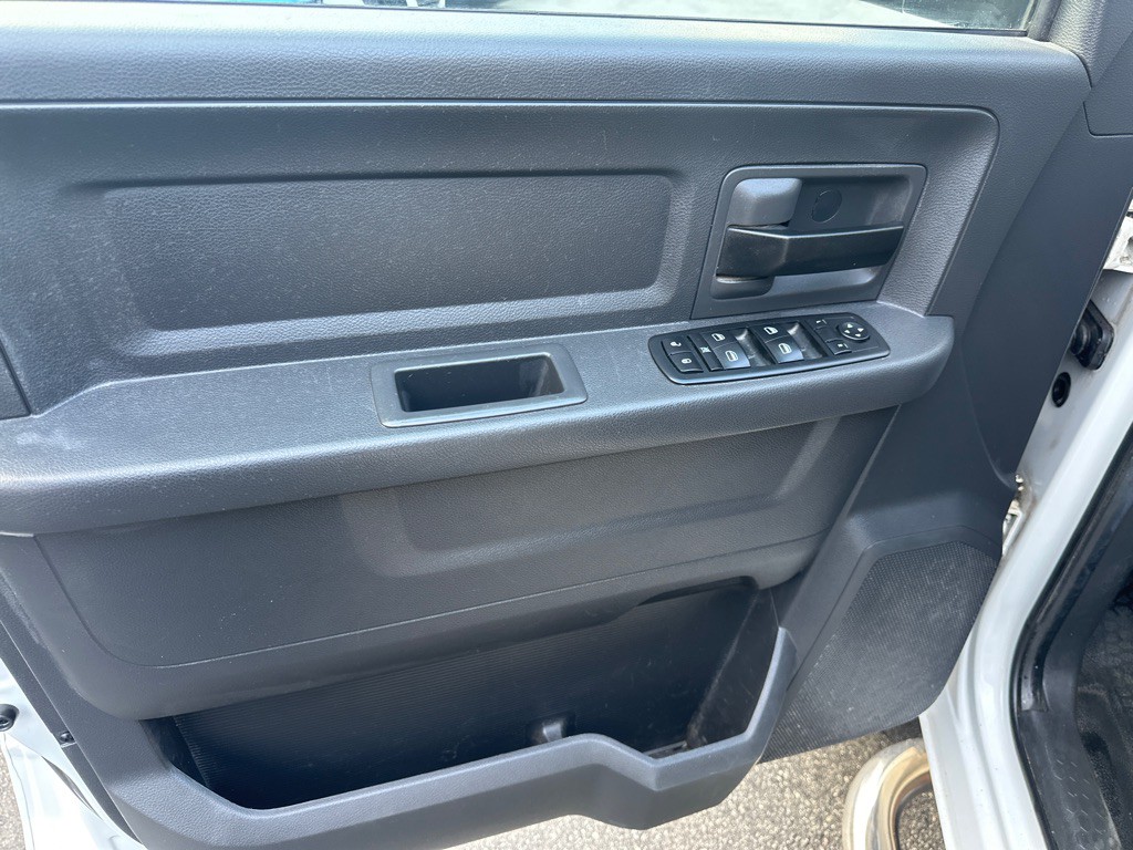 2011 Dodge Ram 2500 Image 12