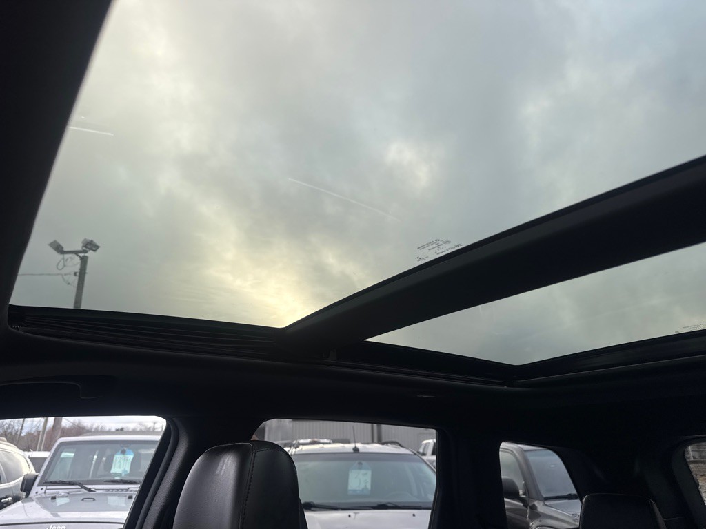 2016 Jeep Grand Cherokee Image 17