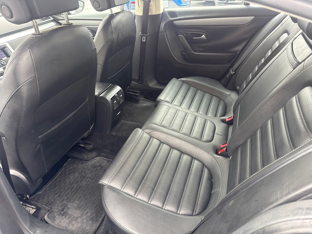 2014 Volkswagen CC Image 9