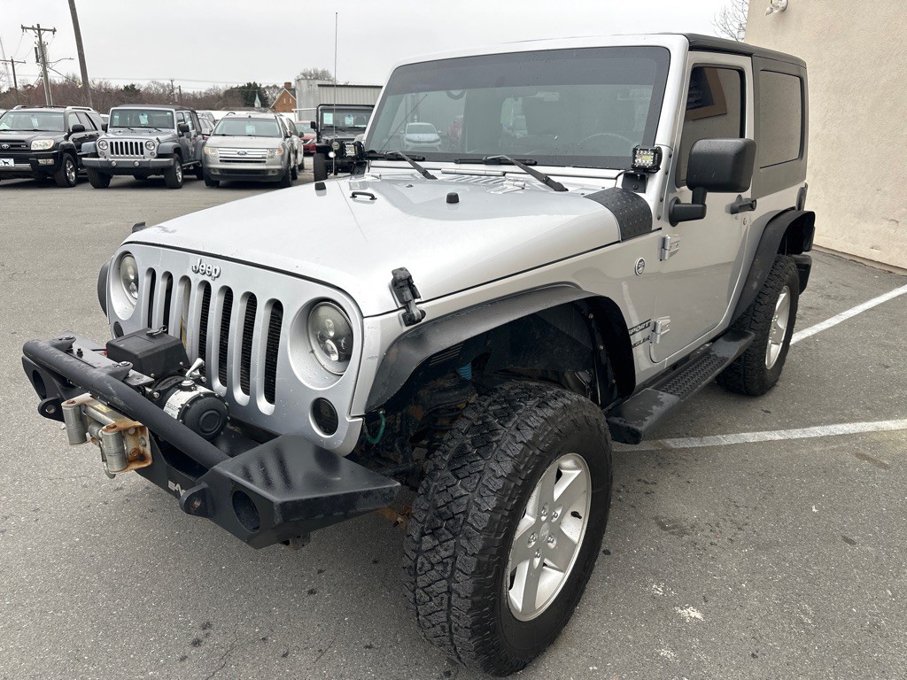 2010 Jeep Wrangler Image 1