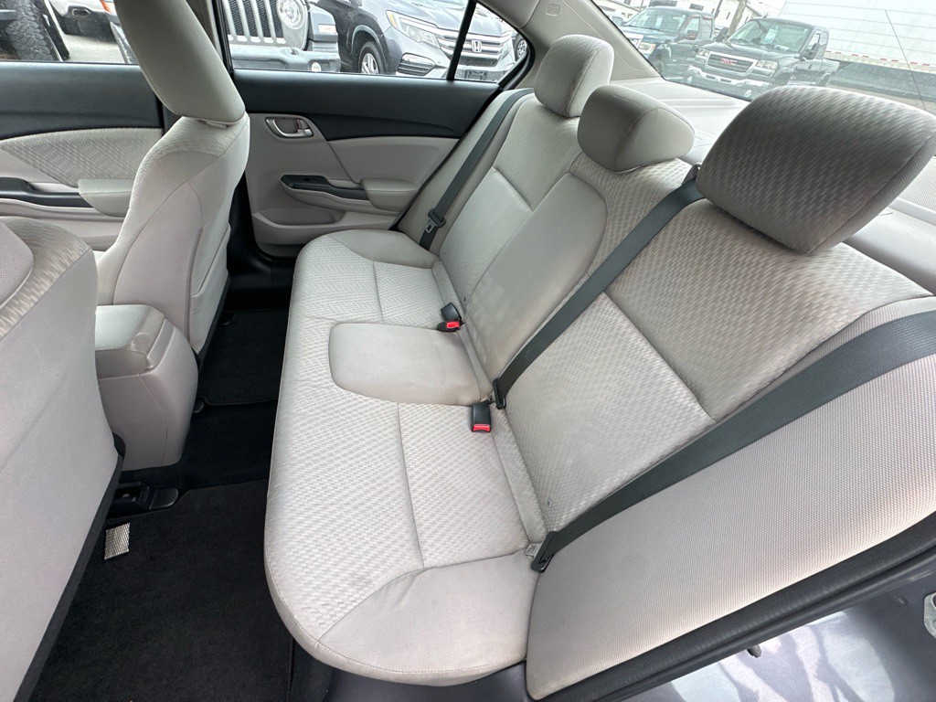 2015 Honda Civic Image 12
